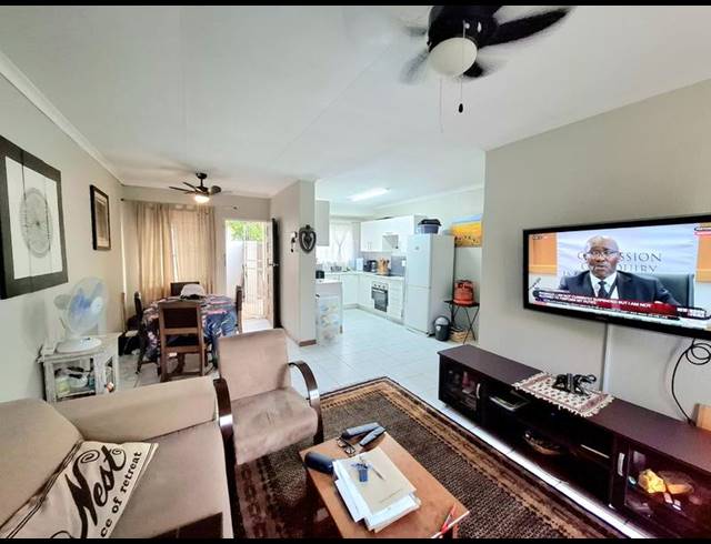 3 BEDROOM TOWNHOUSE FOR SALE IN ERASMUSKLOOF